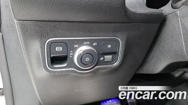 Mercedes-Benz EQB — Фото автомобиля 25