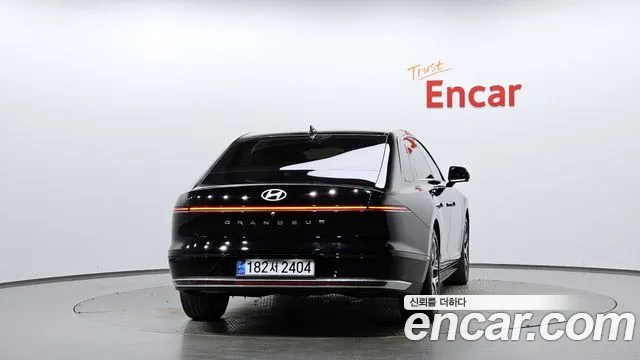 Hyundai Grandeur GN7 — Фото автомобиля 3