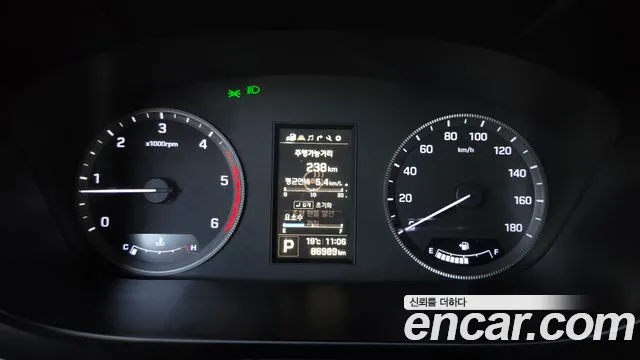 Hyundai Solati — Фото автомобиля 11