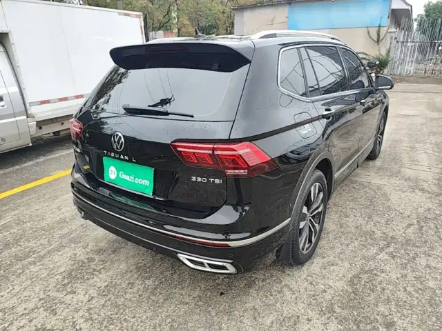 Volkswagen Tiguan L — Фото автомобиля 6