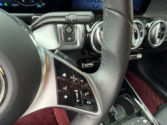 Mercedes-Benz GLB-Class — Фото автомобиля 10