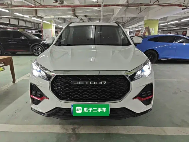 Jetour X70 — Фото автомобиля 2