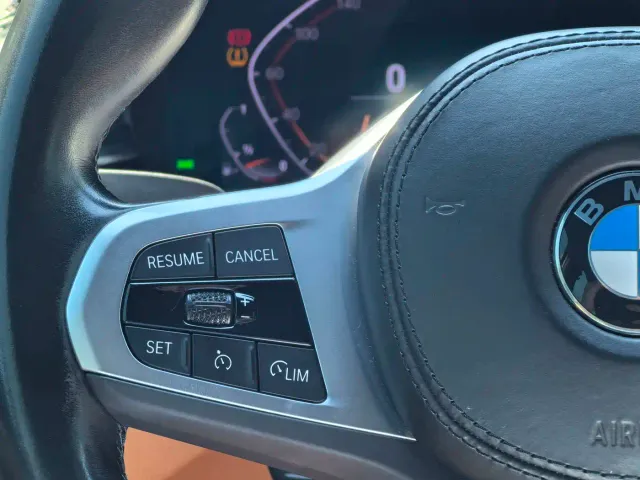 BMW 5 Series — Фото автомобиля 15