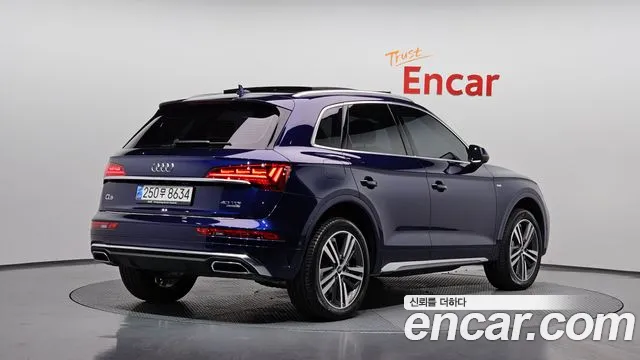 Audi Q5 FY — Фото автомобиля 2