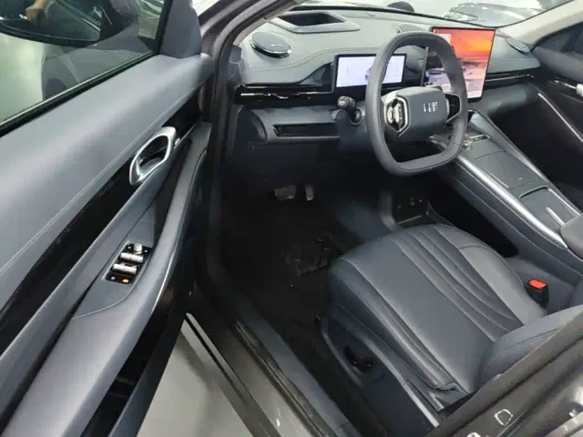 Geely Galaxy E5 — Фото автомобиля 15