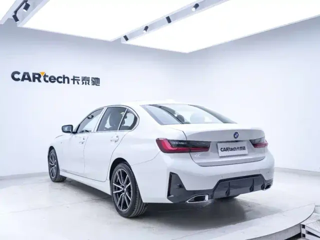 BMW 3 Series — Фото автомобиля 18