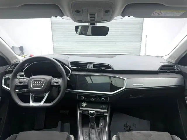 Audi Q3 — Фото автомобиля 9