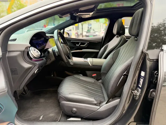 Mercedes-Benz EQS — Фото автомобиля 4