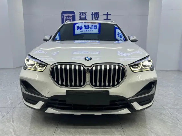 BMW X1 — Фото автомобиля 2