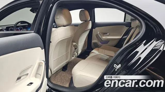 Mercedes-Benz A-Class W177 — Фото автомобиля 18