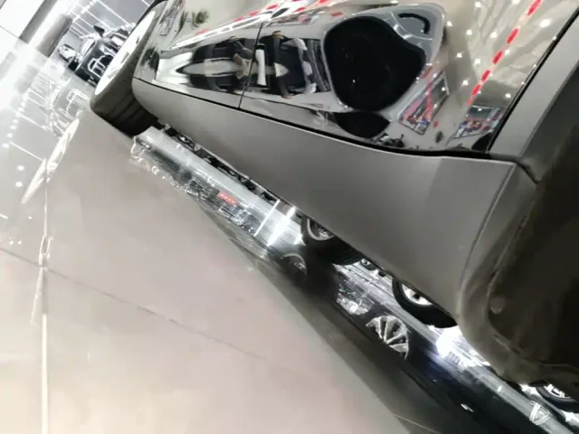 Tesla Model Y — Фото автомобиля 21