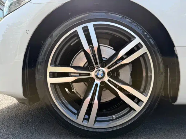 BMW 6 Series Gran Turismo — Фото автомобиля 12