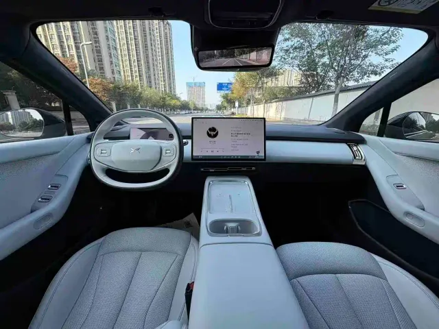 Xpeng P7+ — Фото автомобиля 17