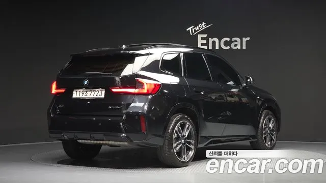 BMW X1 — Фото автомобиля 2