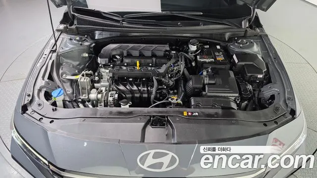 Hyundai Avante — Фото автомобиля 9