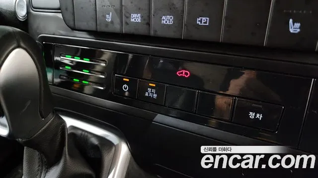 Hyundai Staria Staria L3.5 Школьный автобус — Фото автомобиля 7