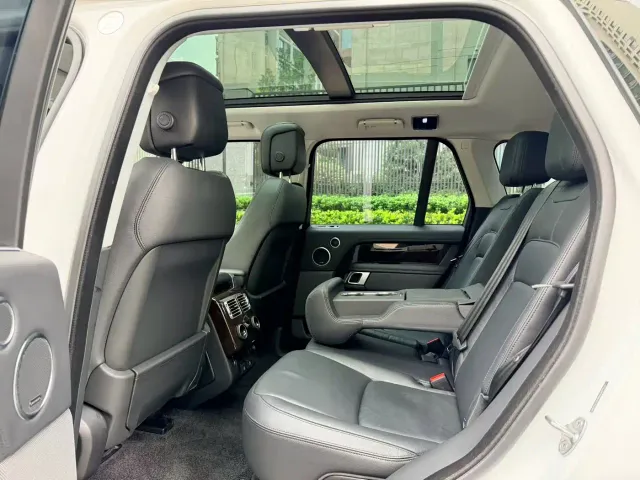 Land Rover Range Rover — Фото автомобиля 10
