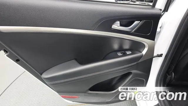 Genesis G70 — Фото автомобиля 25