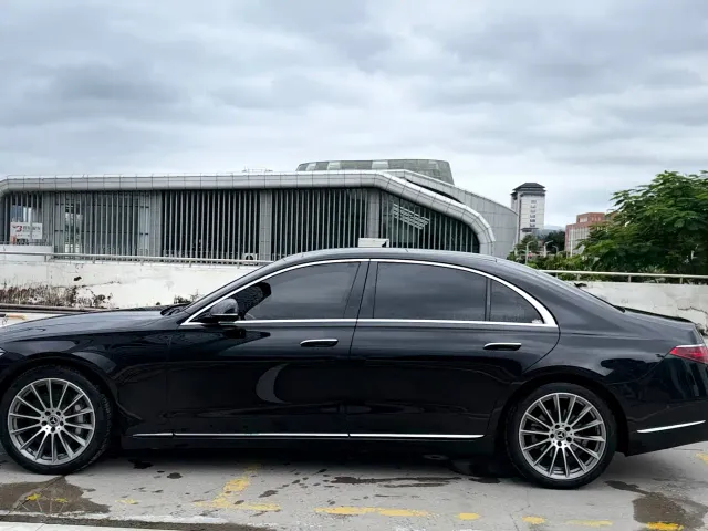 Mercedes-Benz S-Class — Фото автомобиля 11