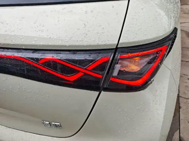 BYD Dolphin — Фото автомобиля 7