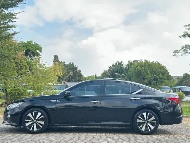 Nissan Teana — Фото автомобиля 10