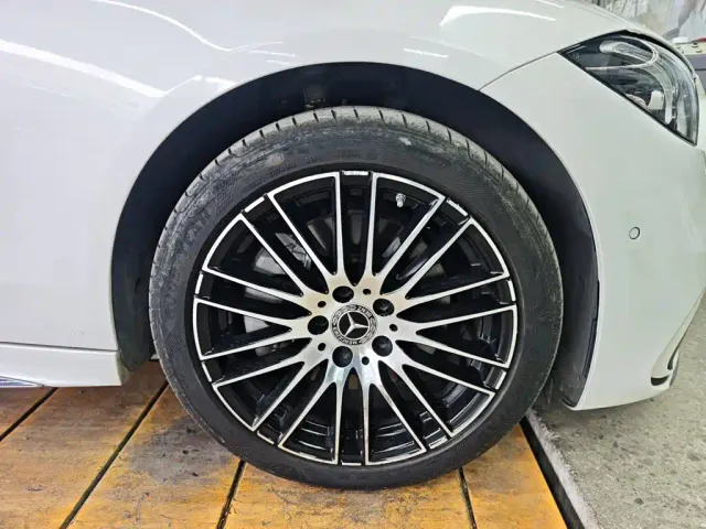 Mercedes-Benz C-Class — Фото автомобиля 4