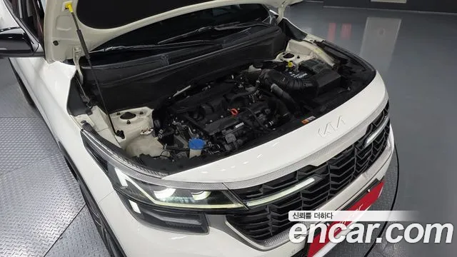 Kia Seltos New — Фото автомобиля 9