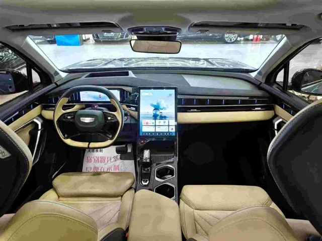 Geely Boyue L — Фото автомобиля 8