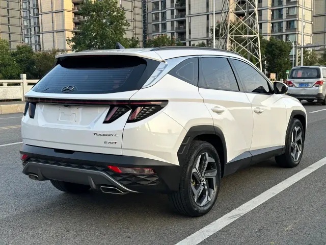 Hyundai Tucson — Фото автомобиля 9