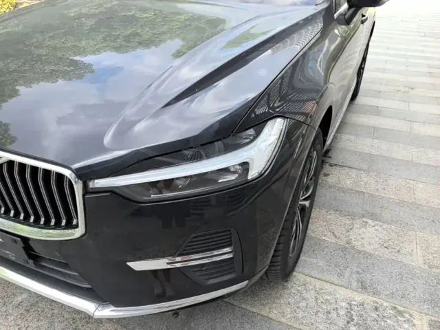 Volvo XC60 — Фото автомобиля 23