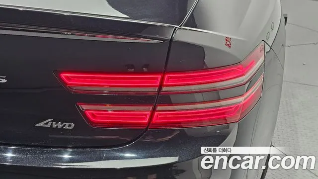 Genesis G80 Бензин 3.5 турбо AWD — Фото автомобиля 16