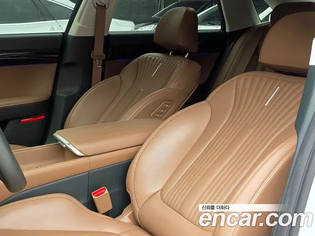 Hyundai Grandeur Grandeur (GN7) — Фото автомобиля 10