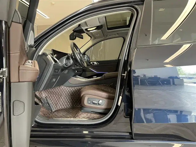 BMW X5 — Фото автомобиля 16
