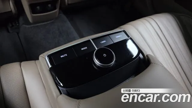 Kia K8 Hybrid — Фото автомобиля 24