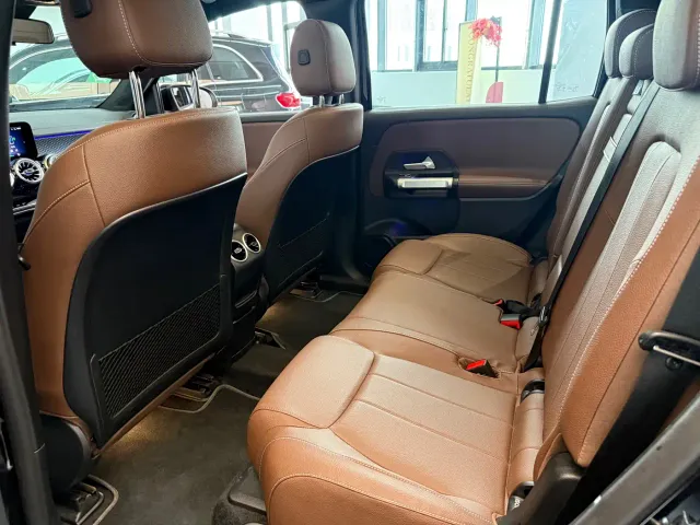 Mercedes-Benz EQB — Фото автомобиля 15