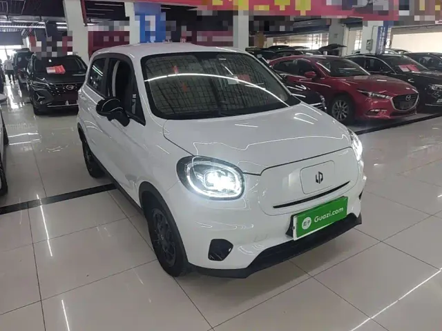 Leapmotor T03 — Фото автомобиля 3