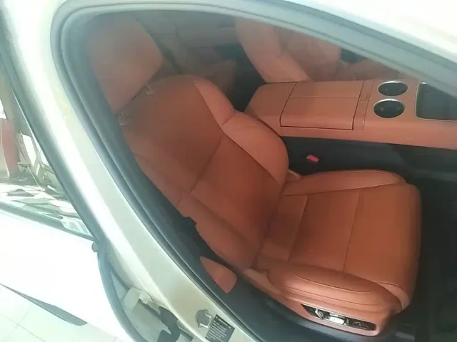 Li Auto L7 — Фото автомобиля 24