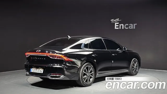 Hyundai Grandeur Новый Grandeur IG — Фото автомобиля 2
