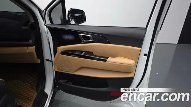 Kia Carnival 4th Gen — Фото автомобиля 14