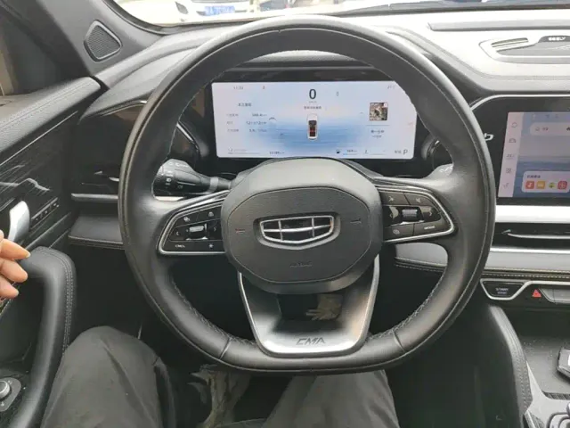 Geely Xingyue L — Фото автомобиля 10