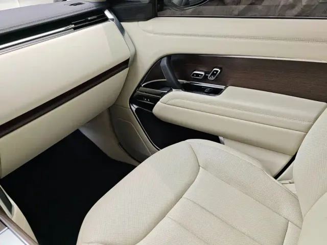 Land Rover Range Rover — Фото автомобиля 17