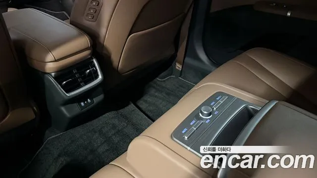 Hyundai Grandeur GN7 — Фото автомобиля 13