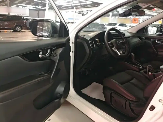 Nissan Qashqai — Фото автомобиля 15