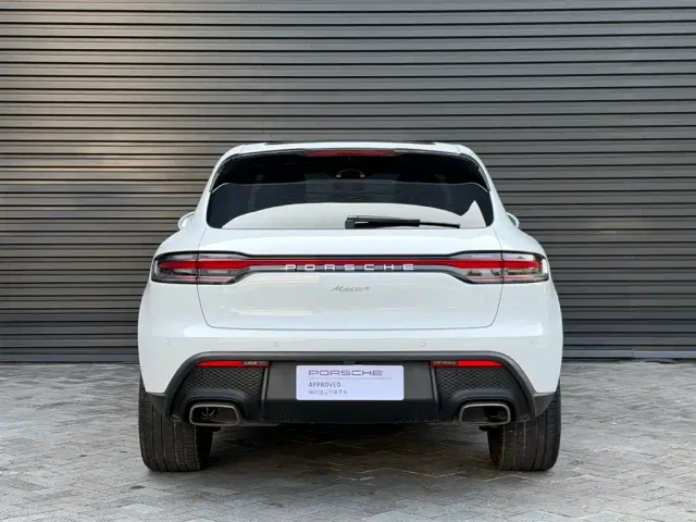 Porsche Macan — Фото автомобиля 6