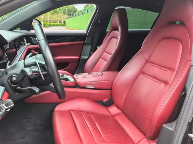 Porsche Panamera — Фото автомобиля 9