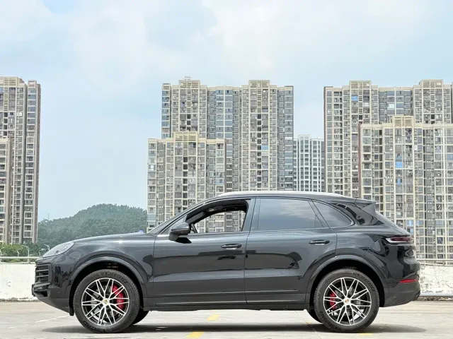 Porsche Cayenne 2024 Cayenne 3.0T — Фото автомобиля 12