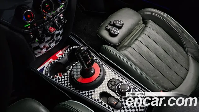 MINI Countryman — Фото автомобиля 12