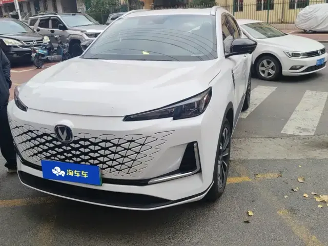 Фотография автомобиля — Changan CS55PLUS PHEV