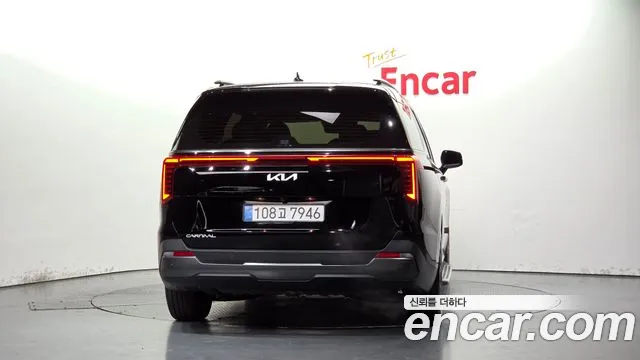 Kia Carnival 4th Gen — Фото автомобиля 4