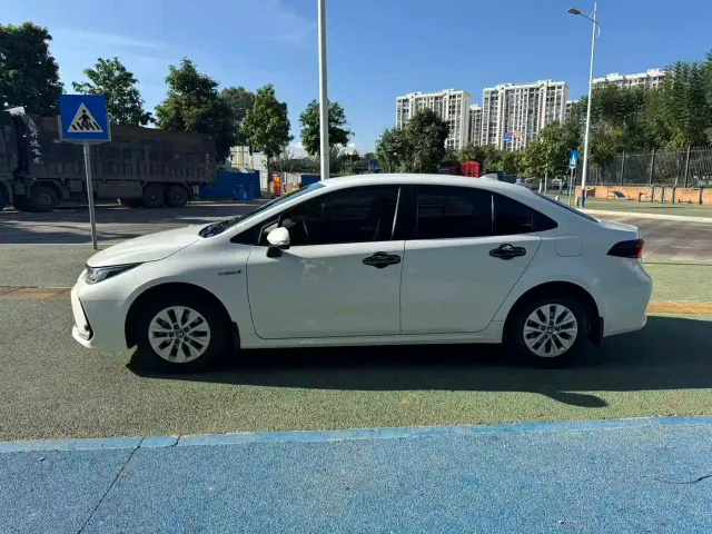 Toyota Corolla — Фото автомобиля 7
